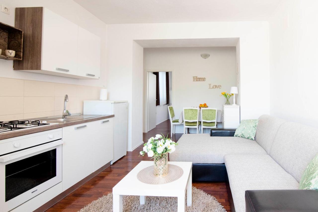 Apartment Alkar シニ エクステリア 写真